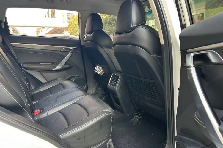 吉利汽车 博越 2020款 1.5TD 自动智联PRO中控内饰7003