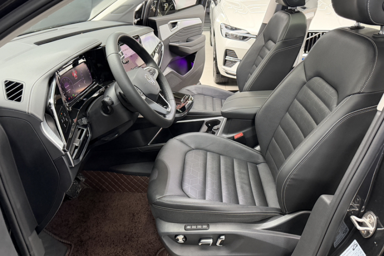 大众 揽境 2023款 改款 380TSI 四驱豪华佳境版Pro 6座局部细节19