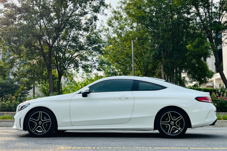 奔驰C级(进口) 2019款 C 260 轿跑车车身外观6004