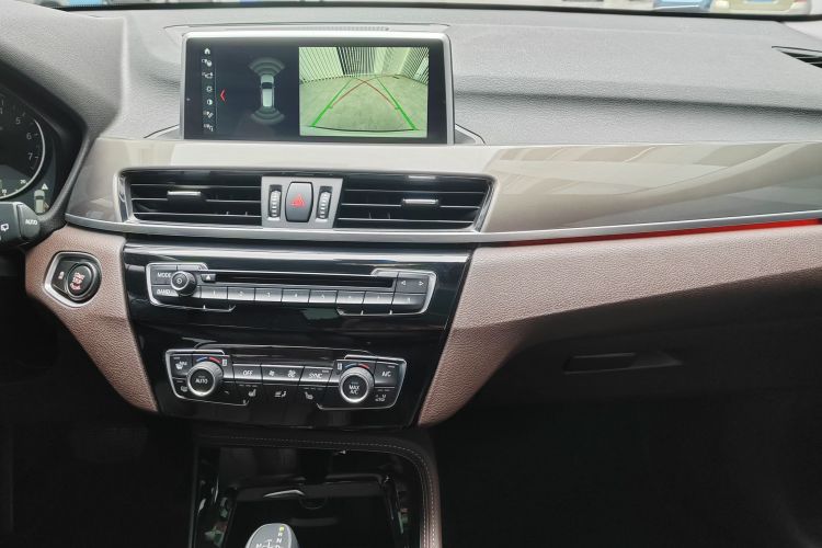 宝马X1 2018款 xDrive20Li 豪华型中控内饰7003