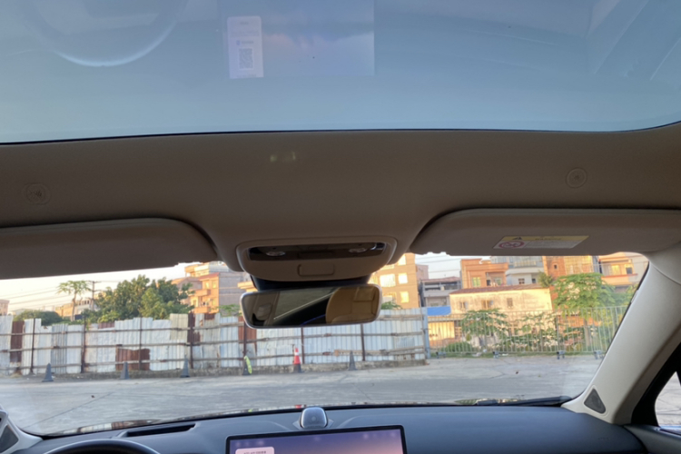 鸿蒙智行 问界M5 2022款 增程后驱标准版局部细节22