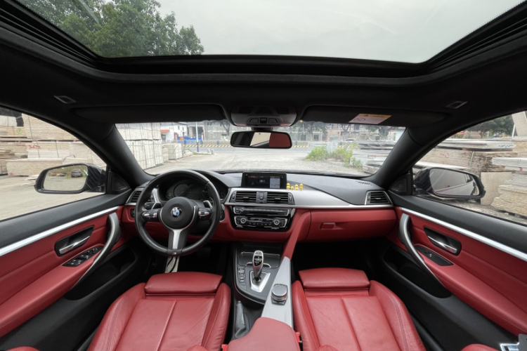 宝马4系 2019款 425i Gran Coupe M运动曜夜版中控内饰7003