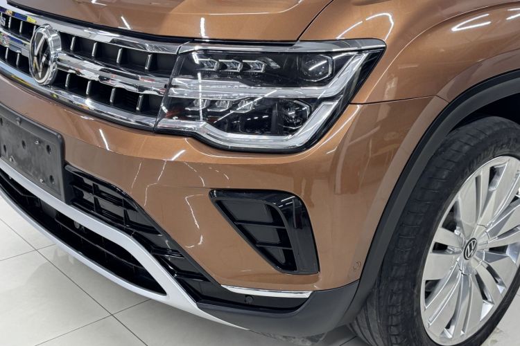 大众 途昂 2022款 530 V6 四驱尊崇旗舰版车身外观6009