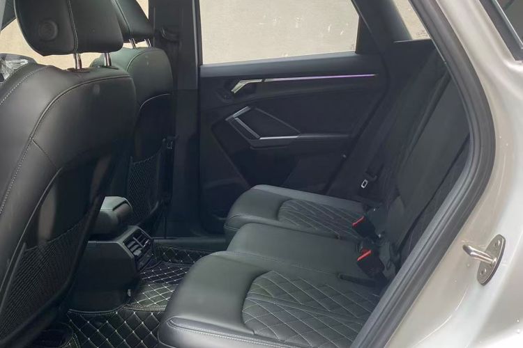 奥迪Q3 2024款 40 TFSI 时尚动感型中控内饰7002