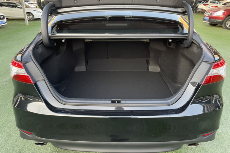 丰田 凯美瑞 2021款 2.5G 豪华版中控内饰7003