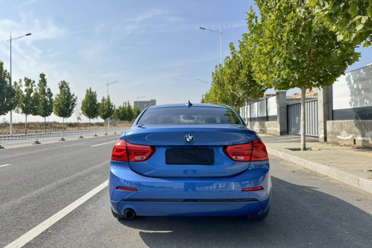 宝马1系 2017款 118i 运动型车身外观6007