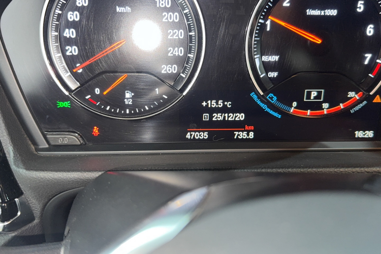 宝马1系 2021款 改款 120i M运动版中控内饰15