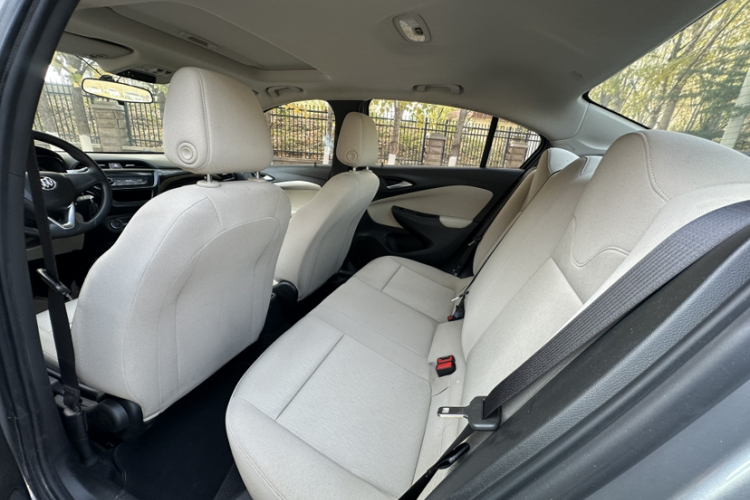 别克 凯越 2018款 15N CVT精英型中控内饰7003