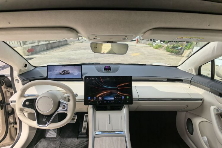 鸿蒙智行 智界S7 2025款 855km Max中控内饰7002