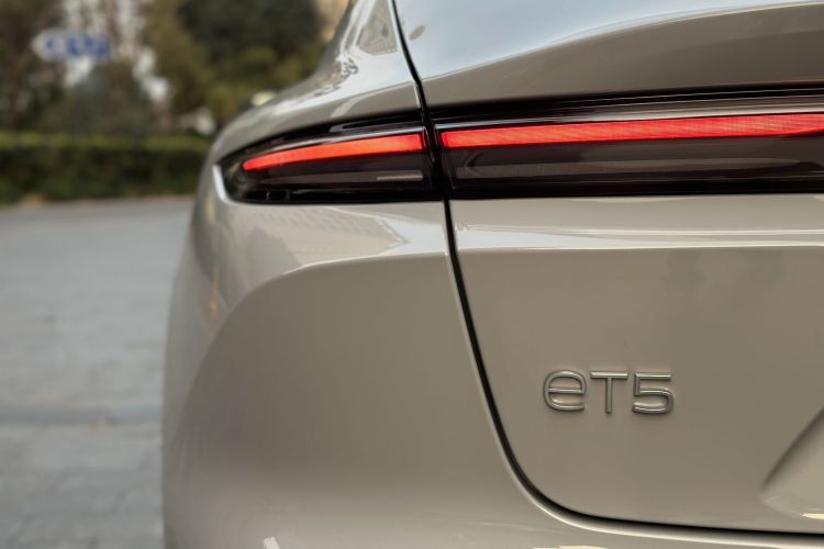 蔚来ET5 2025款 75kWh车身外观6006