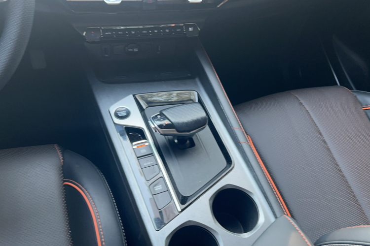 长安欧尚X7 PLUS 2022款 1.5T 蓝鲸版自动Geeker旗舰型局部细节18