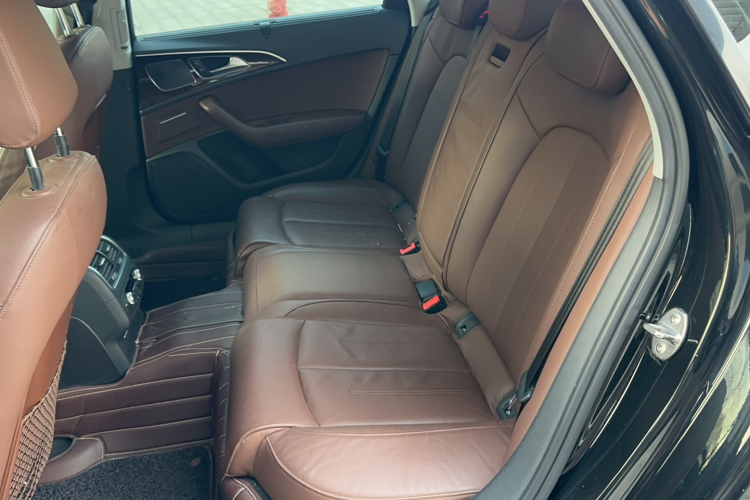 奥迪A6L 2017款 TFSI 舒适型中控内饰7001