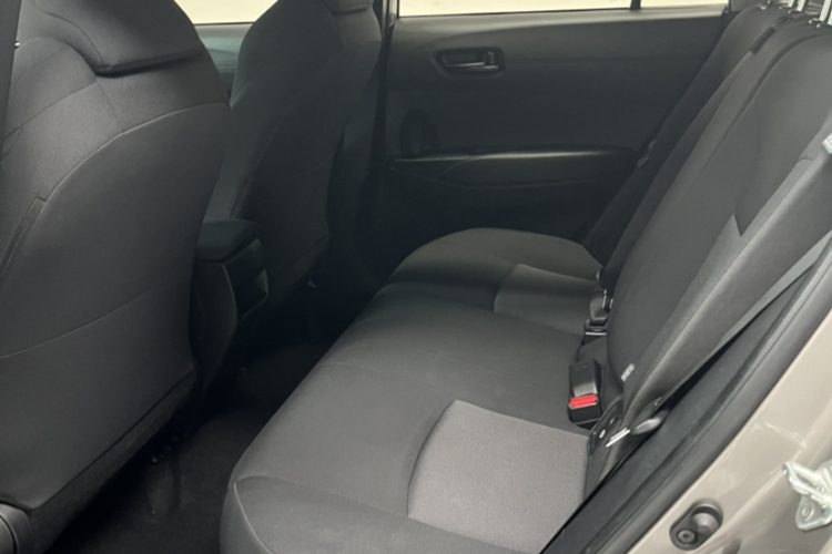 丰田 锋兰达 2022款 2.0L CVT精英版中控内饰7003