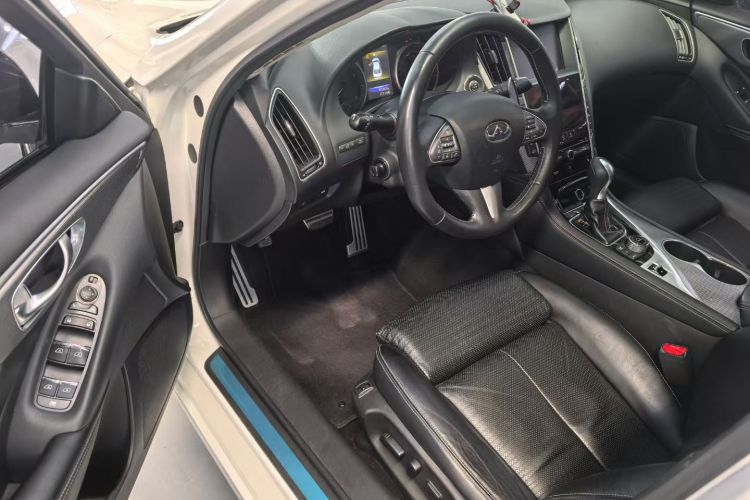 英菲尼迪Q50L 2015款 2.0T 运动版中控内饰7002
