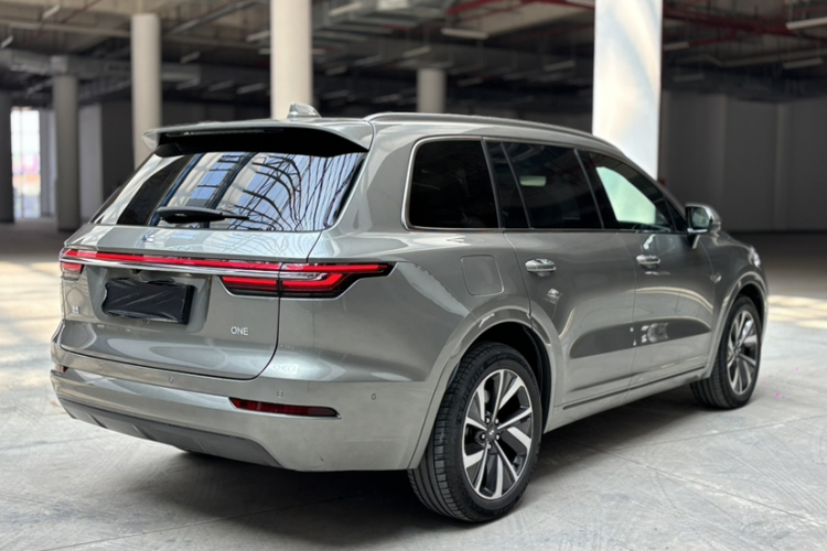 理想汽车 理想ONE 2021款 增程6座版车身外观6002