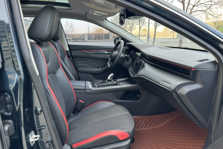 东风风神 奕炫MAX 2023款 1.5T 超能型爸版局部细节41