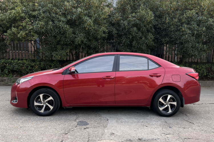 丰田 雷凌 2017款 改款 185T CVT精英版 国V车身外观6001