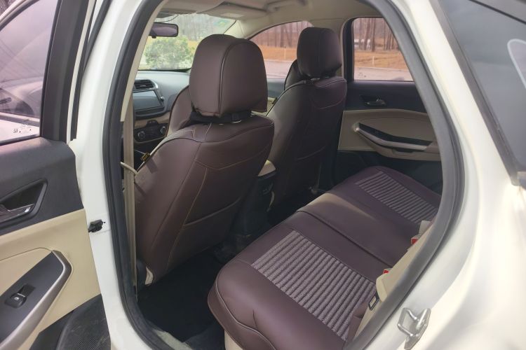 福特 福睿斯 2015款 1.5L 手动舒适型中控内饰7007