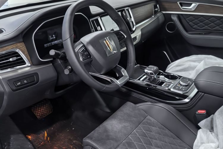 红旗HS7 2022款 3.0T 自动四驱智联旗享版 七座中控内饰7001