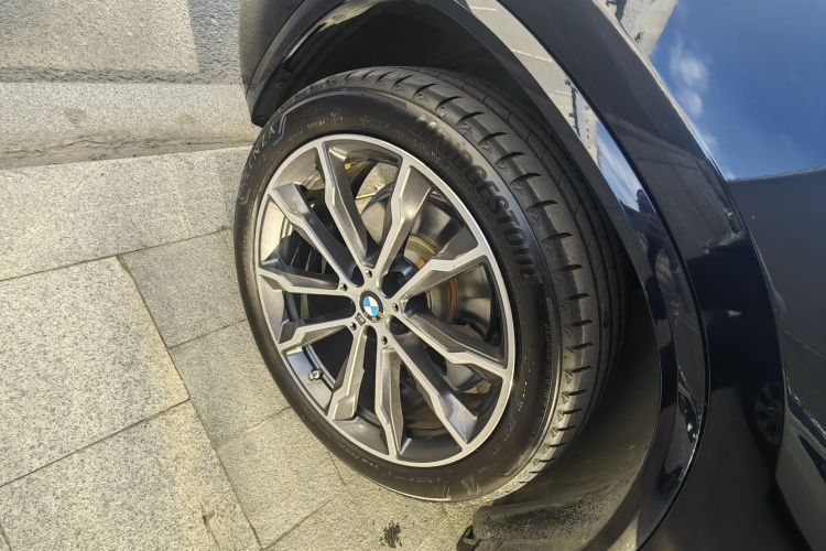 宝马X3 2023款 改款 xDrive30i 领先型 M曜夜套装车身外观6007