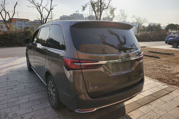 别克GL8 2023款 陆上公务舱 舒适型车身外观6003