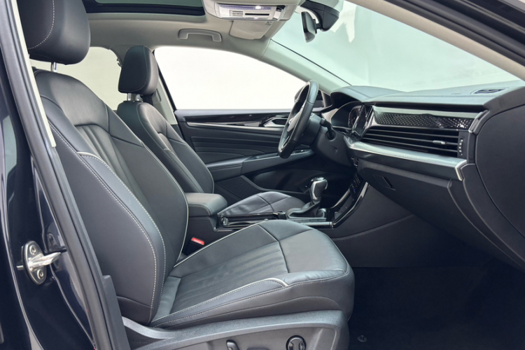 大众 帕萨特 2023款 330TSI 星空精英版局部细节41