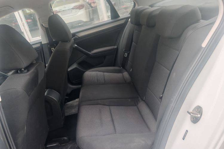 大众 2019款 宝来·传奇 1.5L 手动时尚型 国VI中控内饰7004