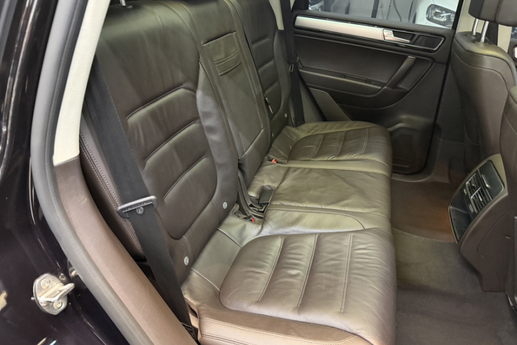 大众 途锐 2017款 3.0TSI 拓界版中控内饰7011