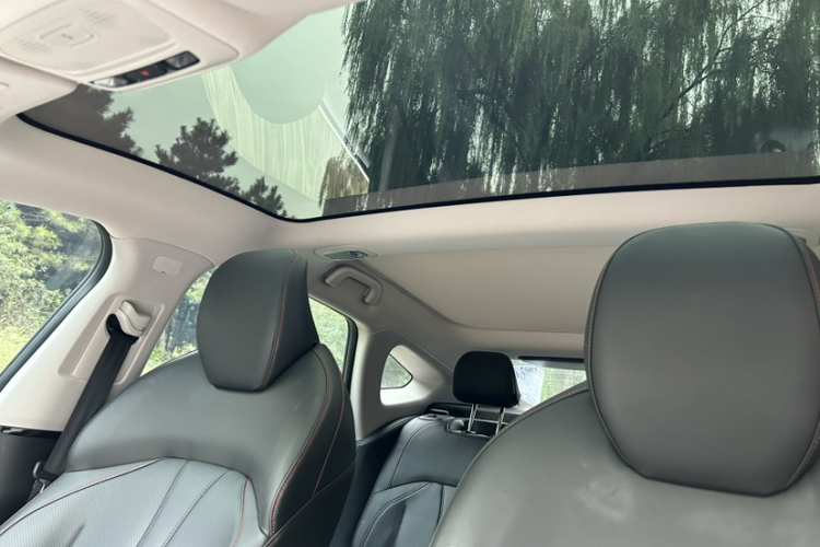 小鹏P7 2022款 625E局部细节22