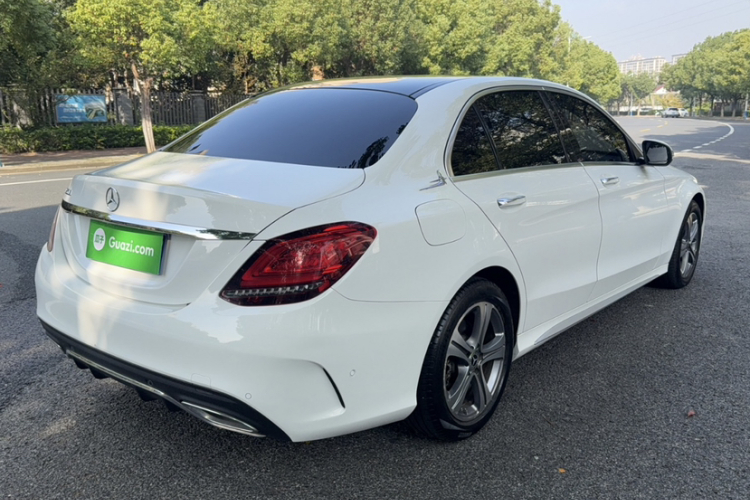 奔驰C级 2021款 C 260 L 运动版车身外观6004