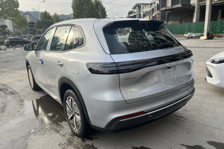 吉利银河 银河星舰7 EM-i 2025款 55km 启航版车身外观6003