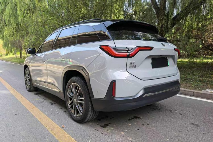 蔚来ES6 2020款 600KM 运动版车身外观6003