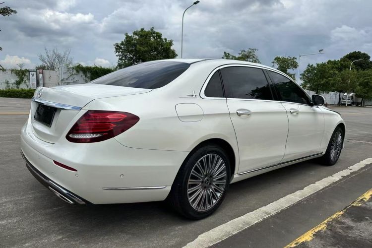 奔驰E级 2020款 E 300 L 豪华型车身外观6008