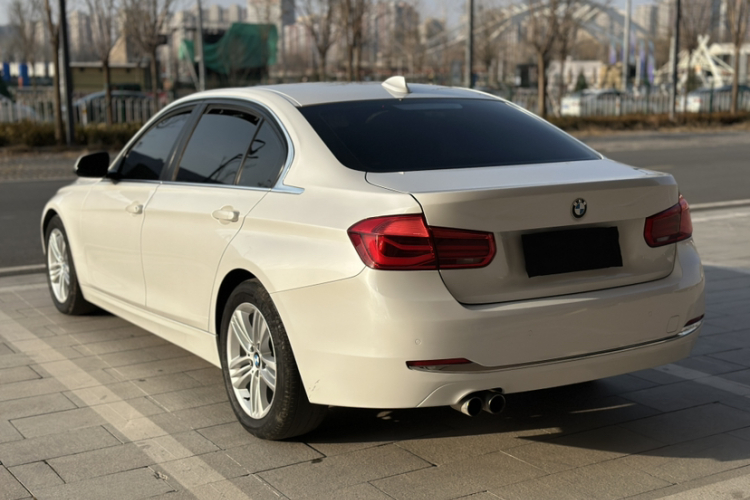 宝马3系 2017款 320Li 时尚型车身外观6003