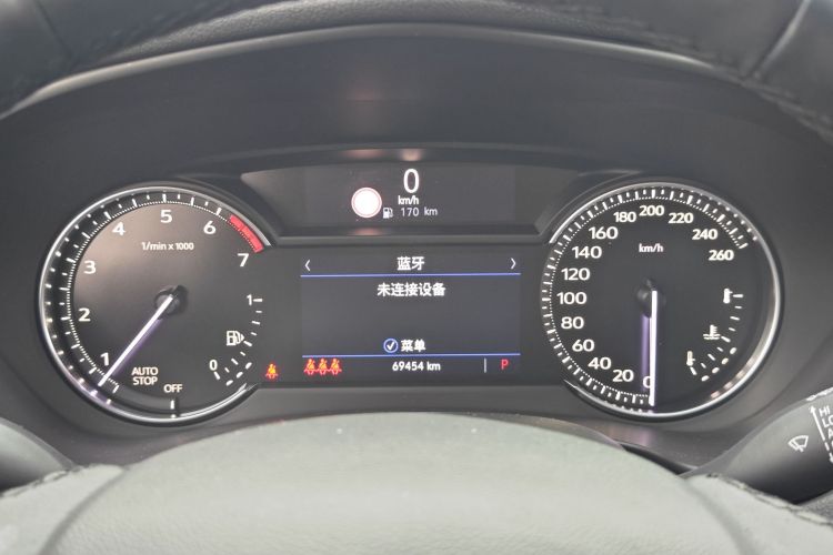 凯迪拉克XT4 2018款 28T 两驱领先型中控内饰15