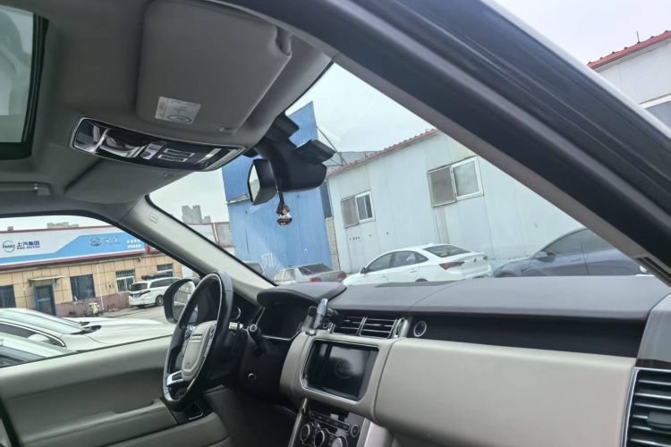 路虎 揽胜 2016款 3.0 SC V6 Vogue中控内饰7007