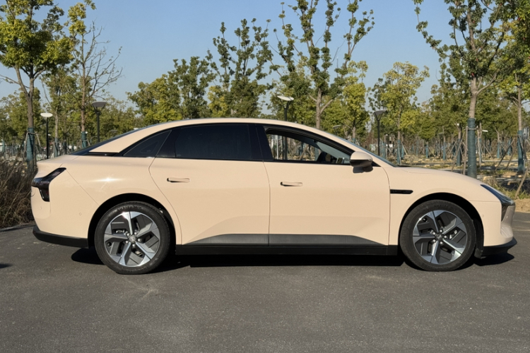 小鹏MONA M03 2024款 620 超长续航车身外观6008