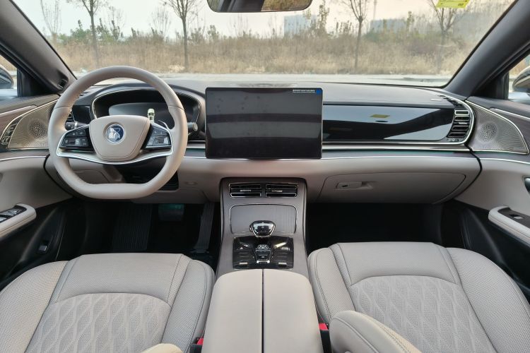 比亚迪 汉 2025款 EV 701KM激光雷达智驾型中控内饰7006