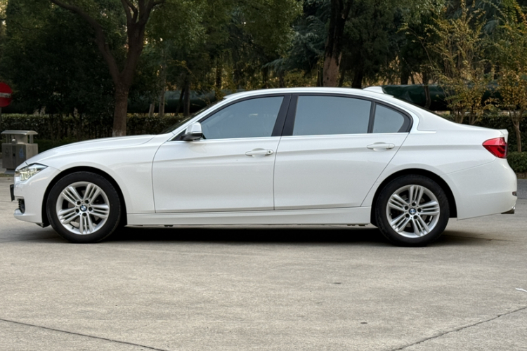 宝马3系 2016款 320Li 时尚型车身外观6003