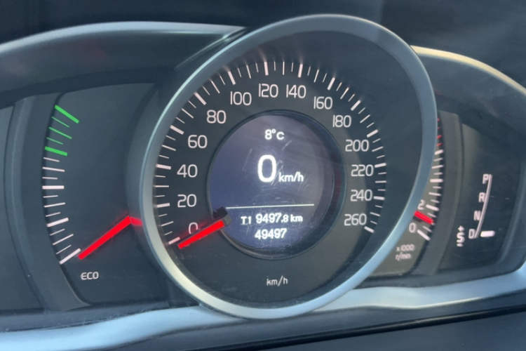 沃尔沃S60 2019款 S60L 改款 T5 智进进阶版中控内饰15