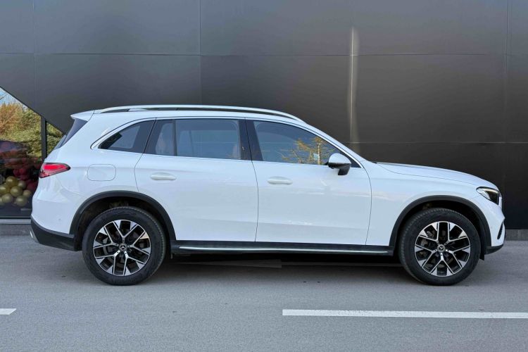 奔驰GLC 2023款 GLC 260 L 4MATIC 动感型 7座车身外观6014