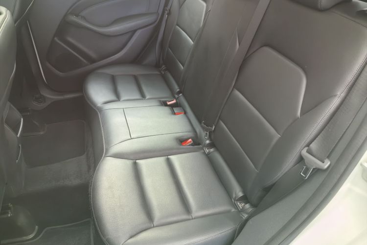 奔驰B级 2012款 B 180车身外观6007