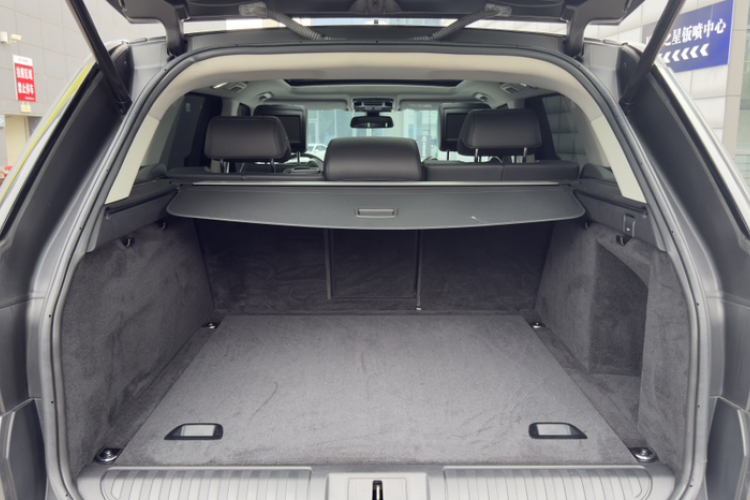 路虎 揽胜运动版 2016款 3.0 SC V6 HSE DYNAMIC局部细节23