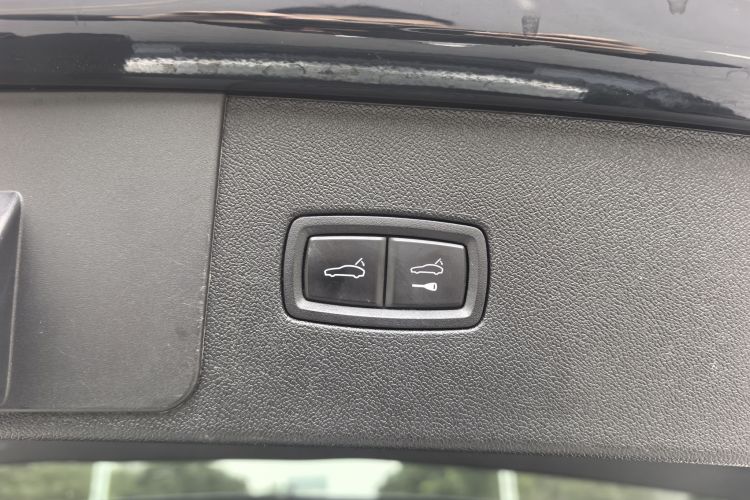 保时捷 Cayenne新能源 2019款 Cayenne E-Hybrid 2.0T中控内饰7013