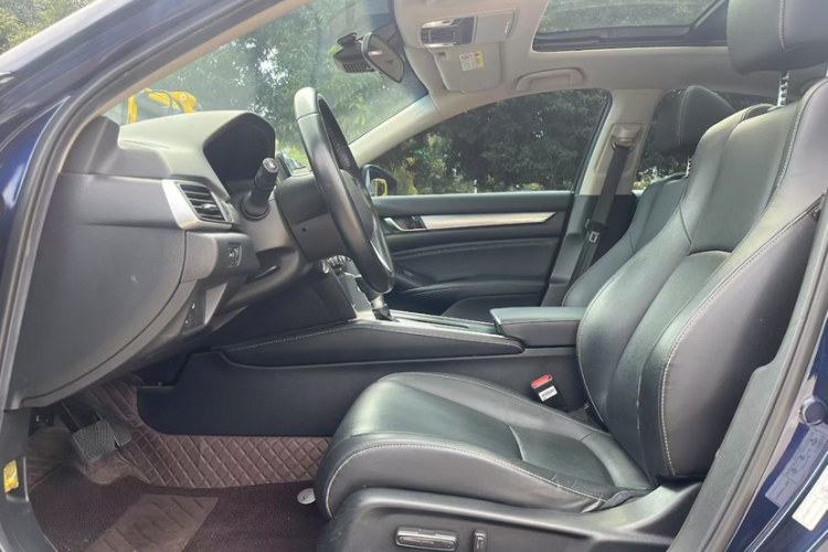 本田 英仕派 2019款 260TURBO 精悦版 国VI中控内饰7002