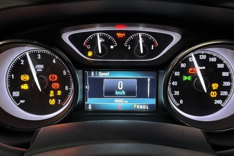 别克 昂科威 2020款 20T 两驱豪华型中控内饰15