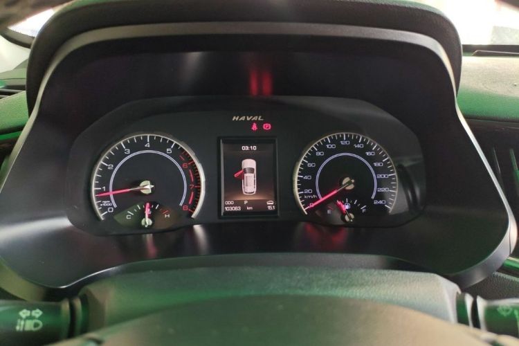 哈弗H2s 2017款 蓝标 1.5T 双离合豪华型中控内饰15