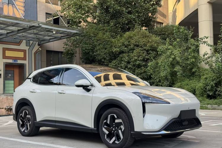 宝骏云海 2024款 500km 纯电版车身外观6005