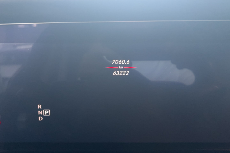 奔驰E级 2019款 E 200 L 4MATIC中控内饰15