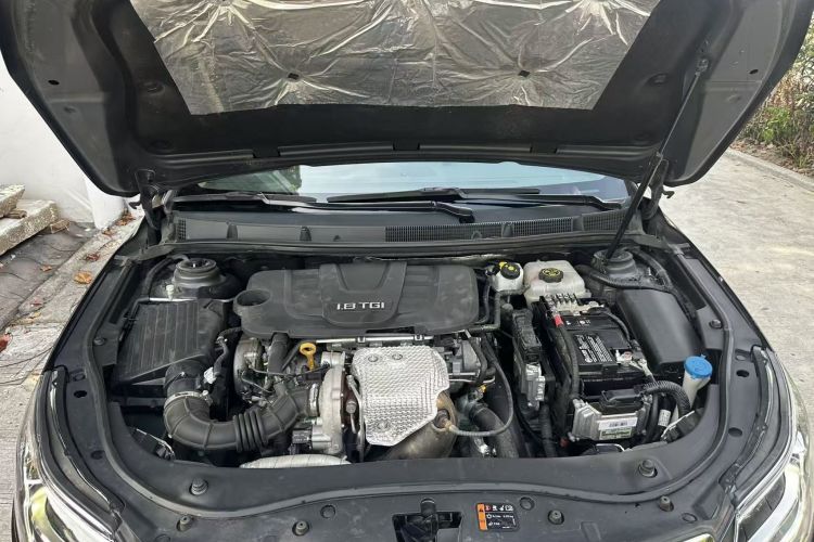 荣威950 2015款 1.8T 豪华版局部细节24